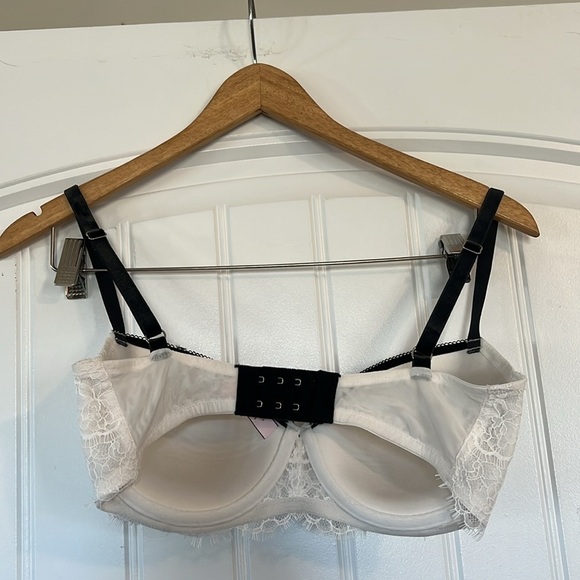 Victoria’s Secret Dream Angels lined semi 32DDD white lace - Picture 3 of 5